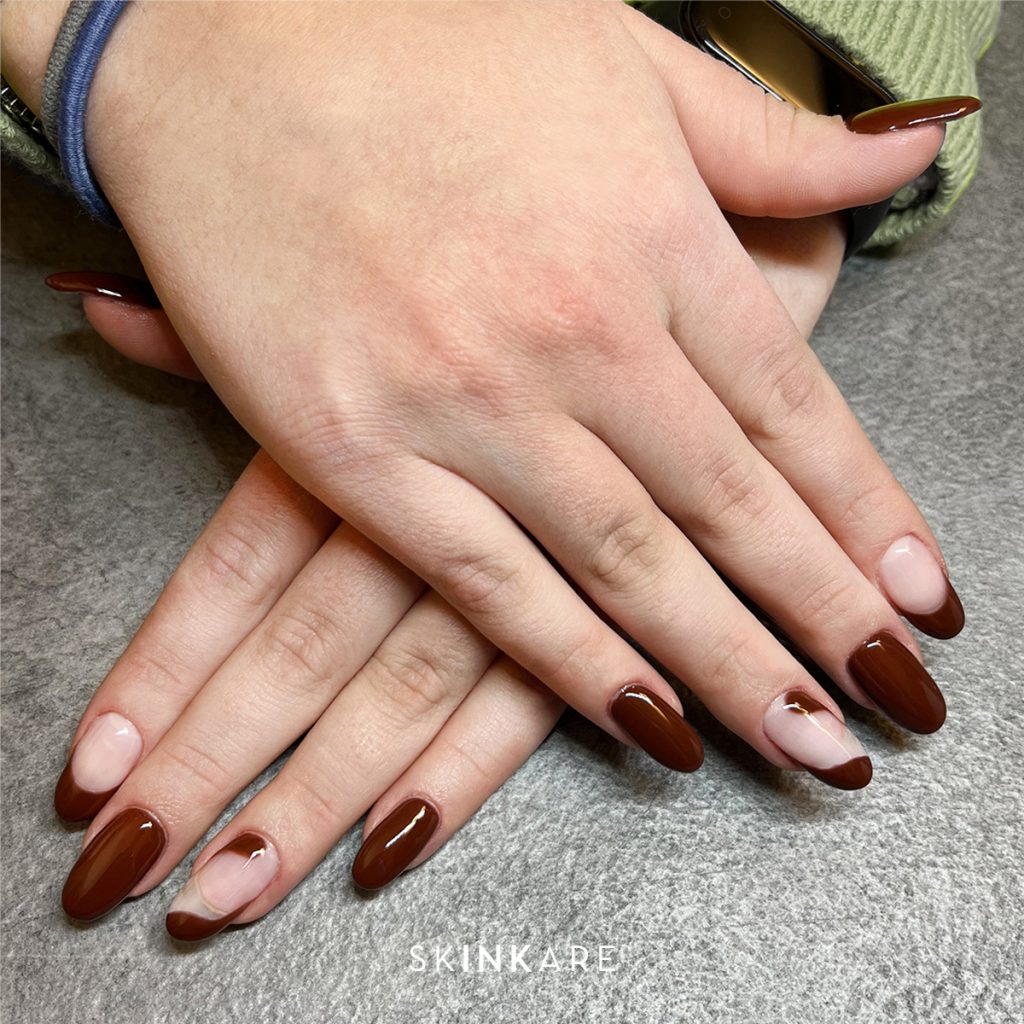 nails